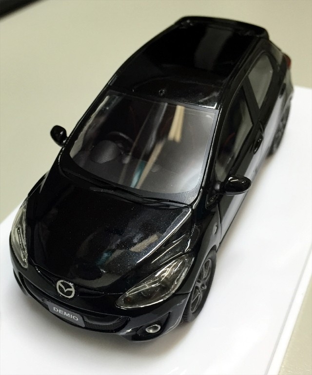 マツダ3代目DE デミオの1/43 ミニカー購入(-ω☆) | UNITORO